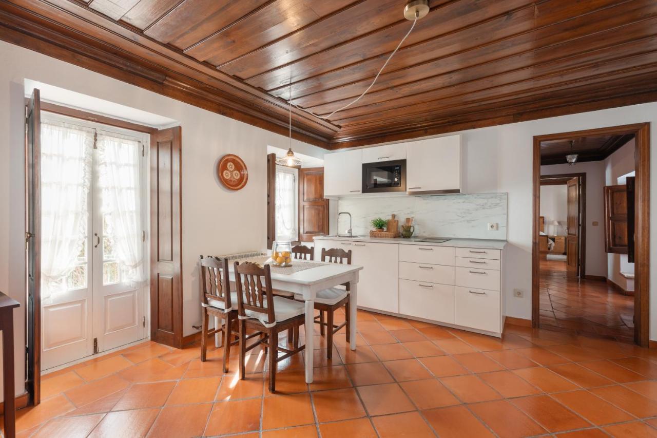 Casa Da Avo Genoveva Guest House Tomar Bagian luar foto