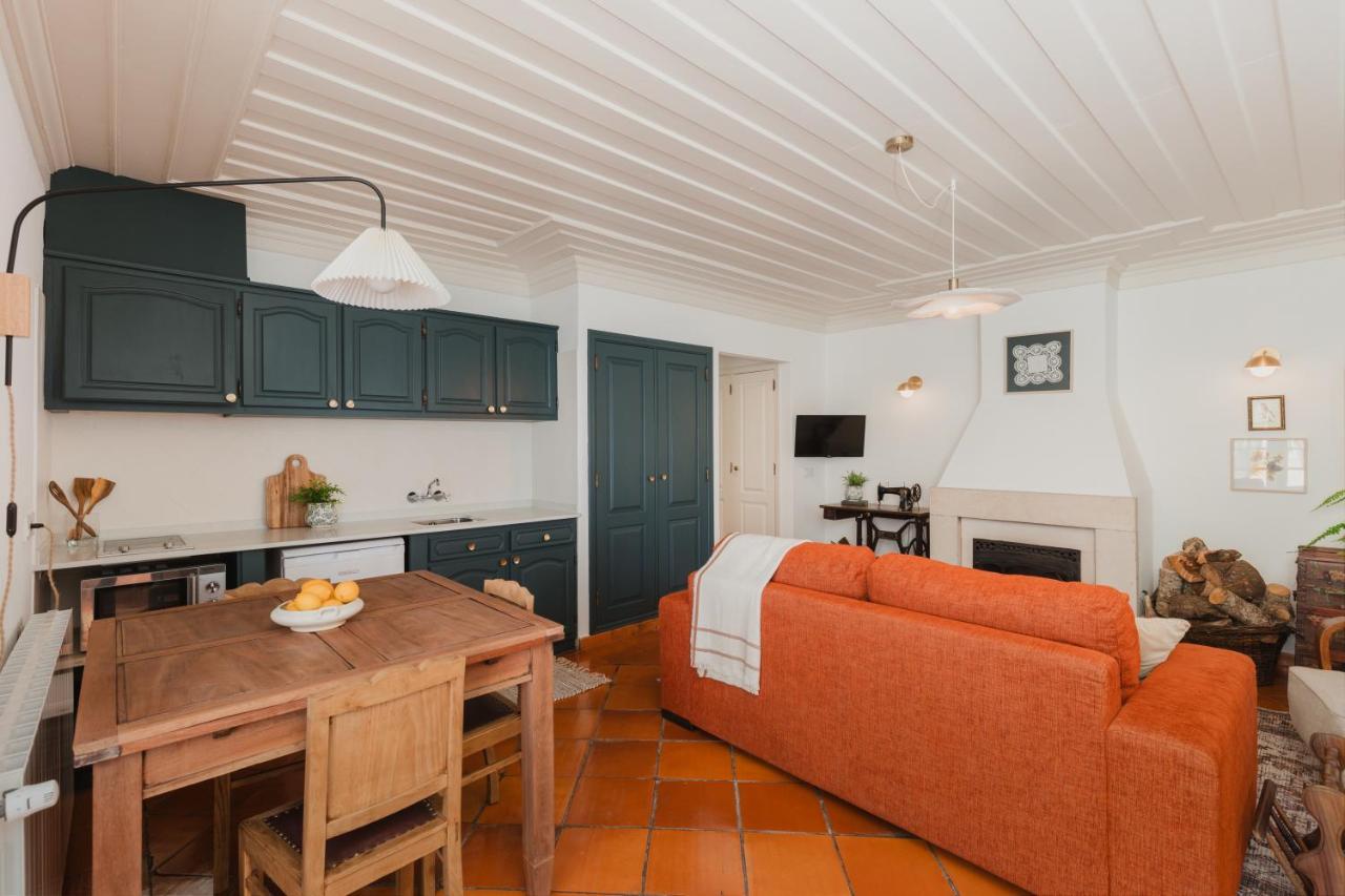 Casa Da Avo Genoveva Guest House Tomar Bagian luar foto