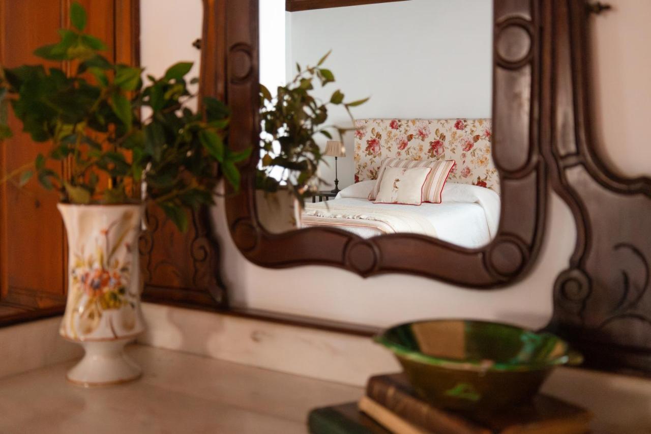 Casa Da Avo Genoveva Guest House Tomar Bagian luar foto