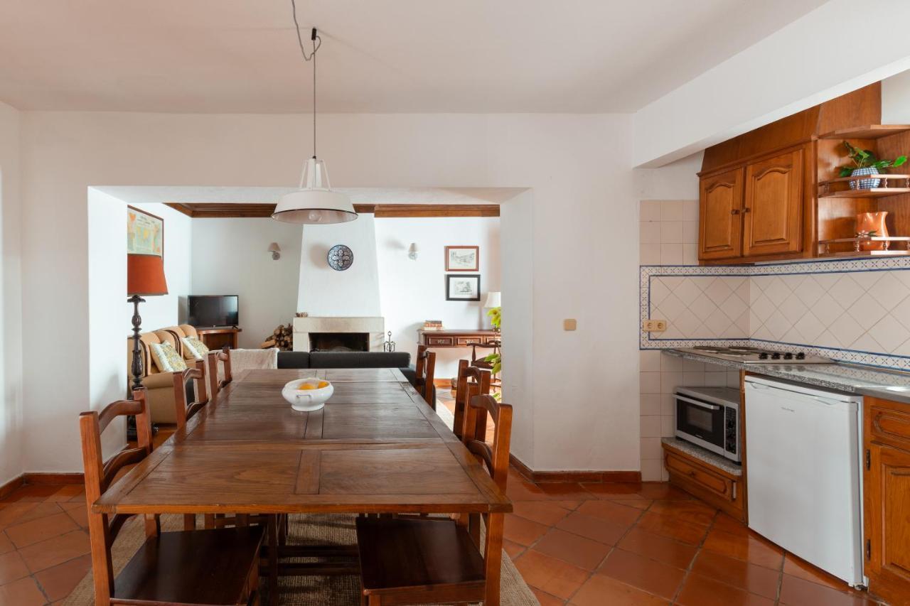 Casa Da Avo Genoveva Guest House Tomar Bagian luar foto